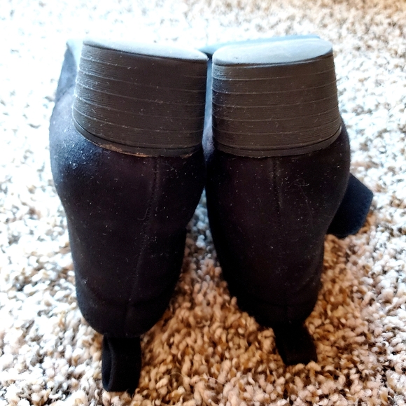 American Eagle Black Suede Size 8 Chelsea Boots - Picture 9 of 9